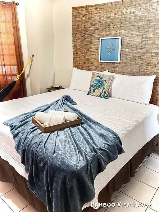 Bamboo House- Villa Rincón Feriehus